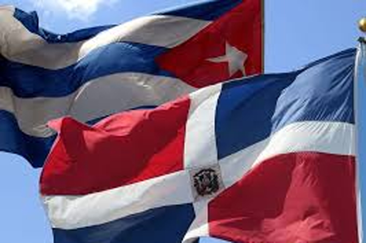 #HayQueVacunarse Por el mar Caribe transita donación dominicana para Cuba. #CubaNoEStáSola