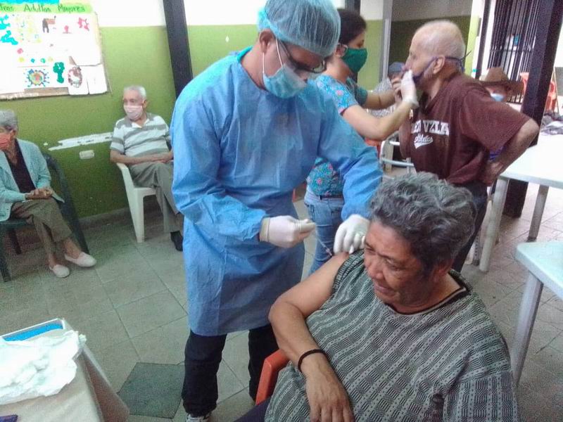#FlexibilixaciónConsciente Con manos cubanas, Mérida se recupera de la tragedia (+Audio) #HéroesDeLaSalud